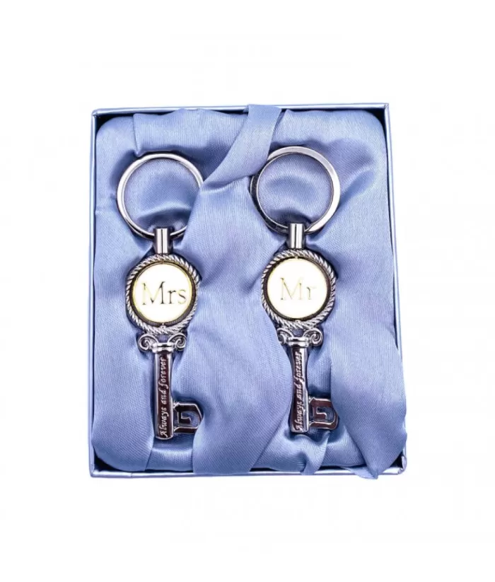 Boutique de Noël Wedding*Mr & Mrs Keyholder Set. Wedding Gift.